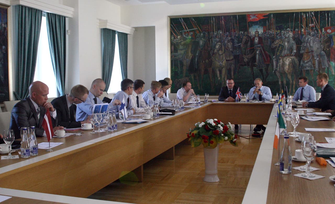 Lietuva šiai ES kovinei grupei planuoja skirti per 150 karių. Tai bus didžiausias indėlis iš visų šioje kovinėje grupėje dalyvaujančių valstybių (neskaitant Jungtinės Karalystės), todėl Lietuvos štabo karininkas skiriamas ir šios ES kovinės grupės vado pavaduotoju.