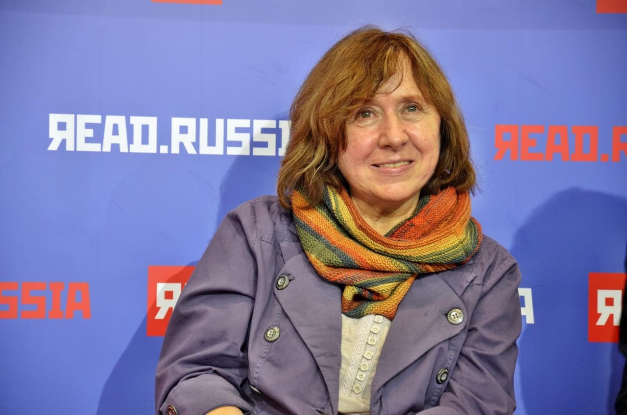 Nobelio literatūros premija skirta baltarusių rašytojai Svetlanai Aleksijevič