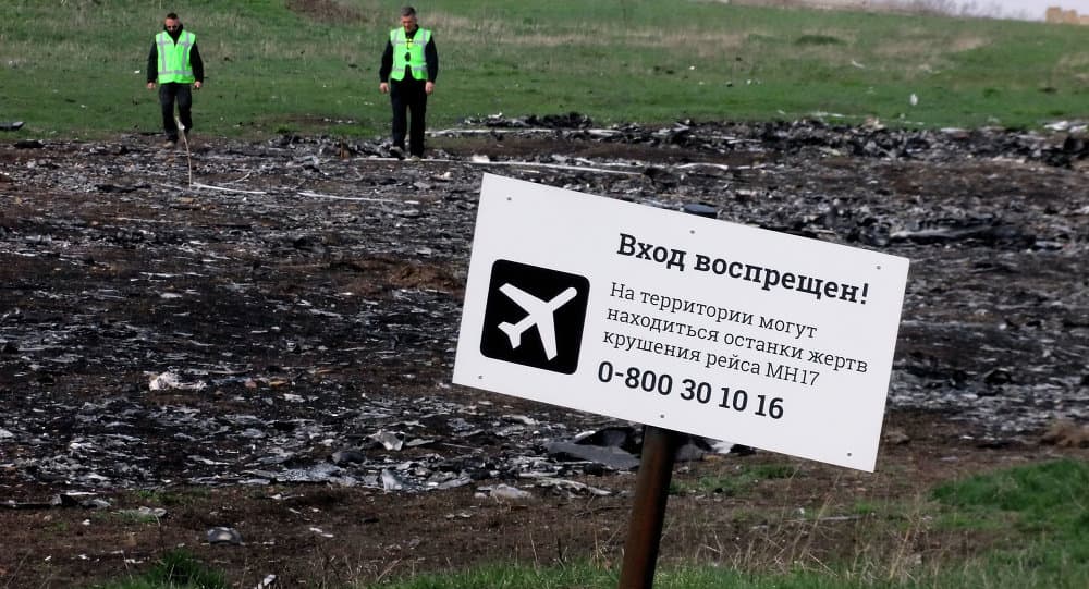 Paskelbta olandų tyrėjų ataskaita apie MH17 katastrofą: Ukraina privalėjo uždaryti oro erdvę