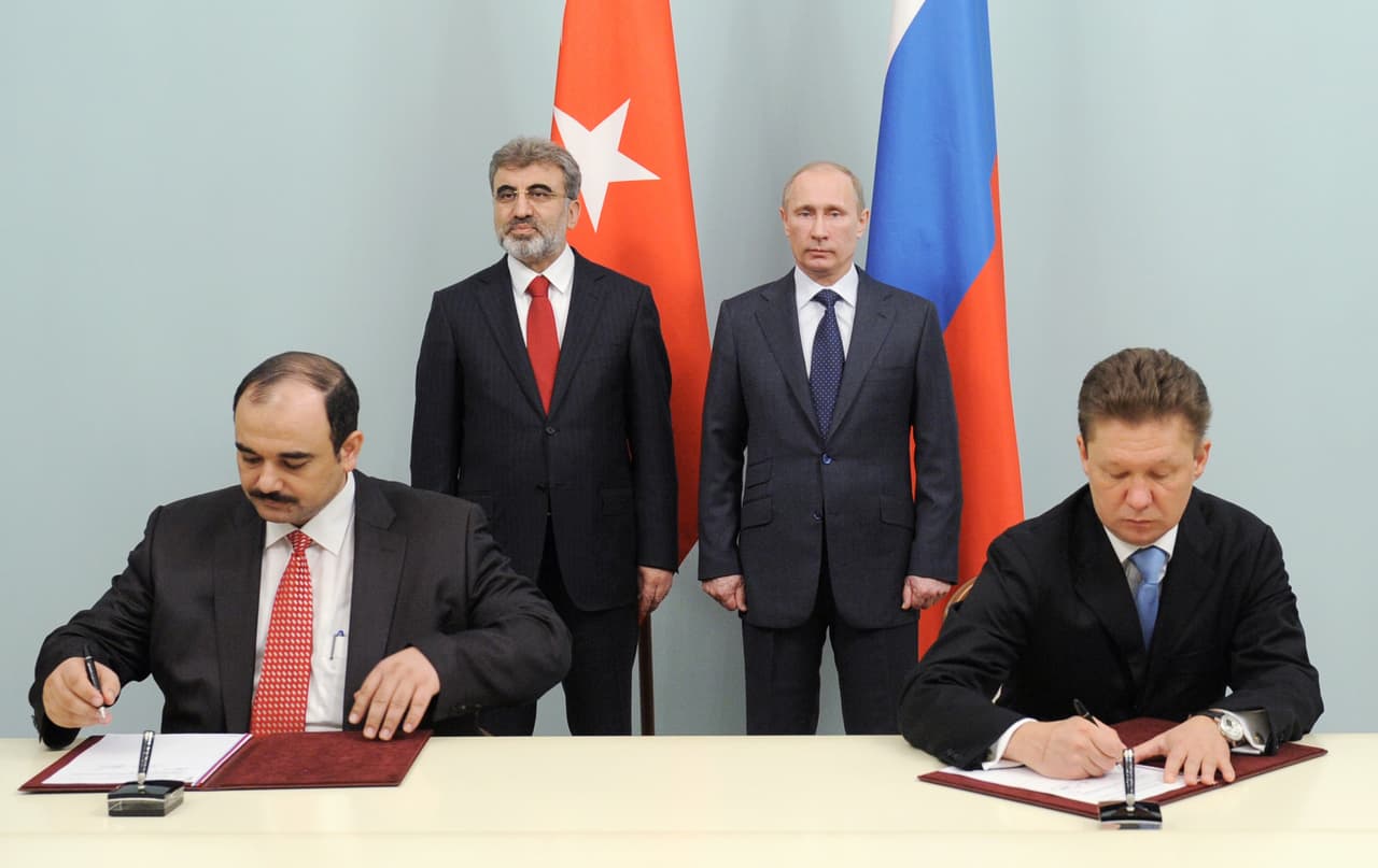 Turkija teisme pareikalavo iš Rusijos nuolaidos dujoms