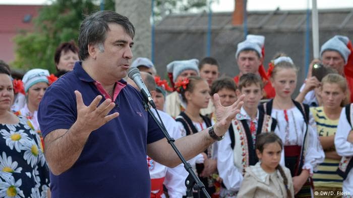 M. Saakašvilis neteko Gruzijos pilietybės, išduotas jo arešto orderis