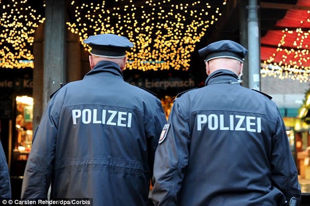 Vokietijos policijai liepta nesuiminėti pabėgėlių dėl „nedidelių nusikaltimų“