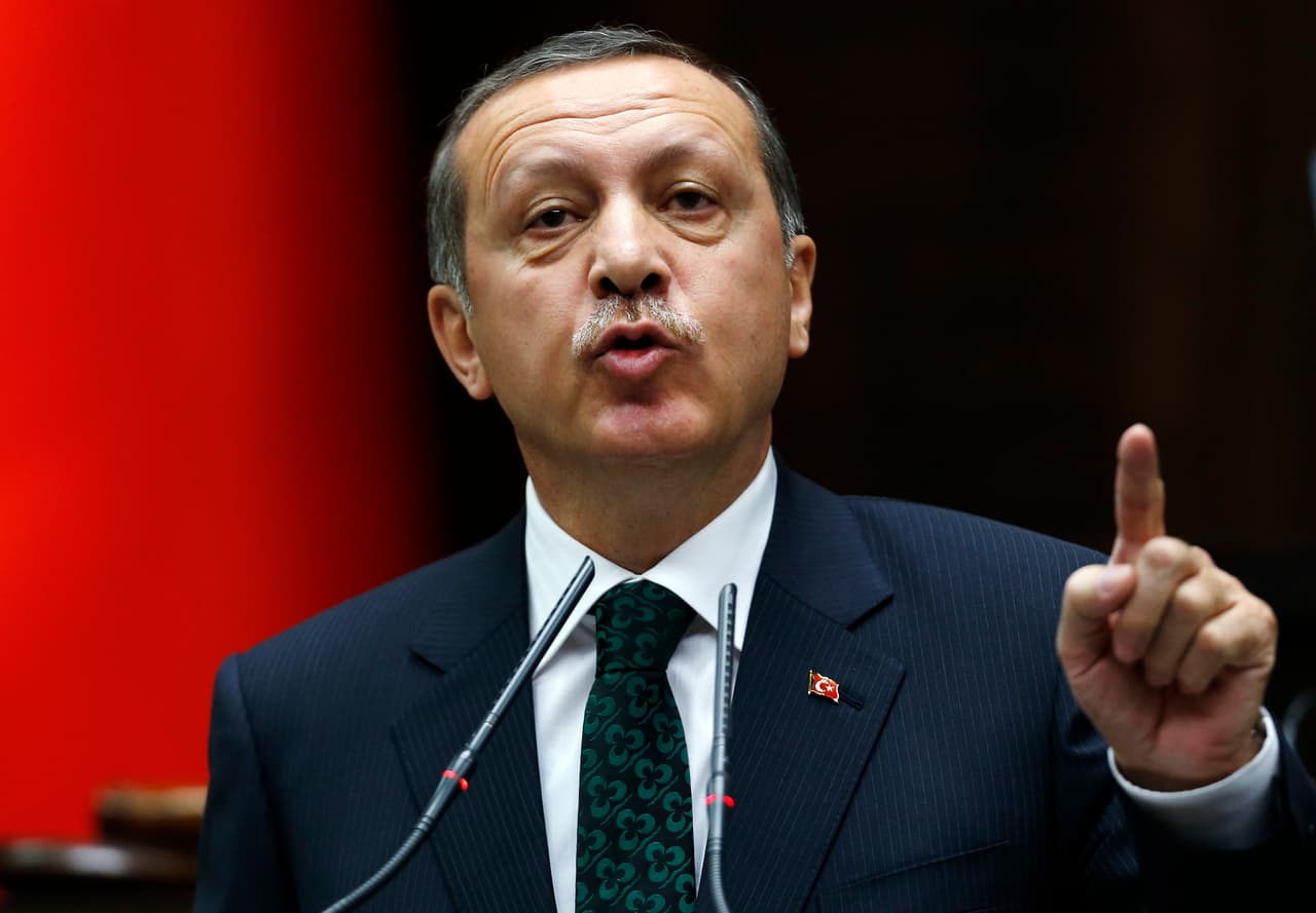 Paviešinta: R. T. Erdoanui pagrasinus Europą užtvindyti migrantais, ES vadovai nusileido