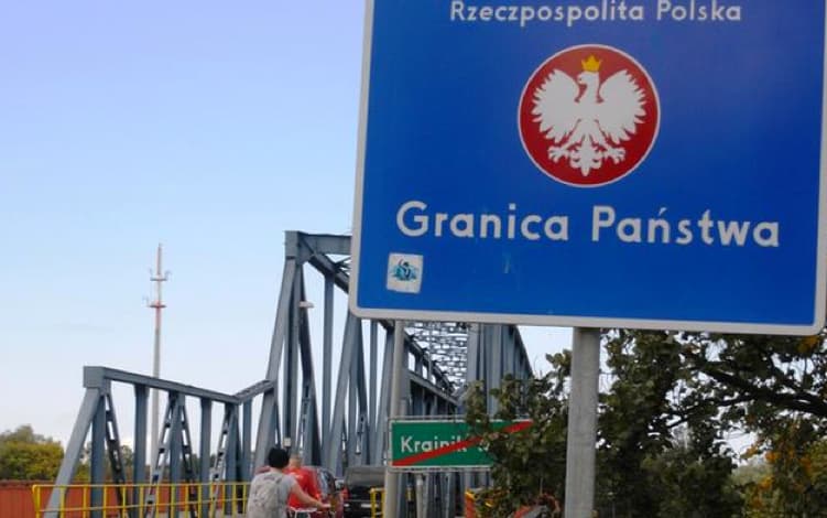 Lenkija ketina laikinai atnaujinti pasienio kontrolę