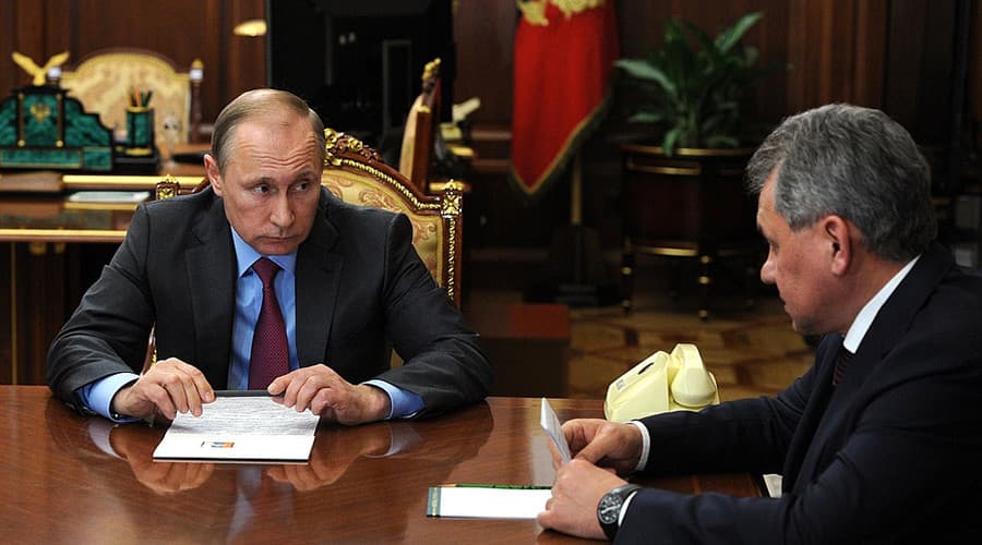 Vladimiras Putinas ir Sergejus Šoigu.