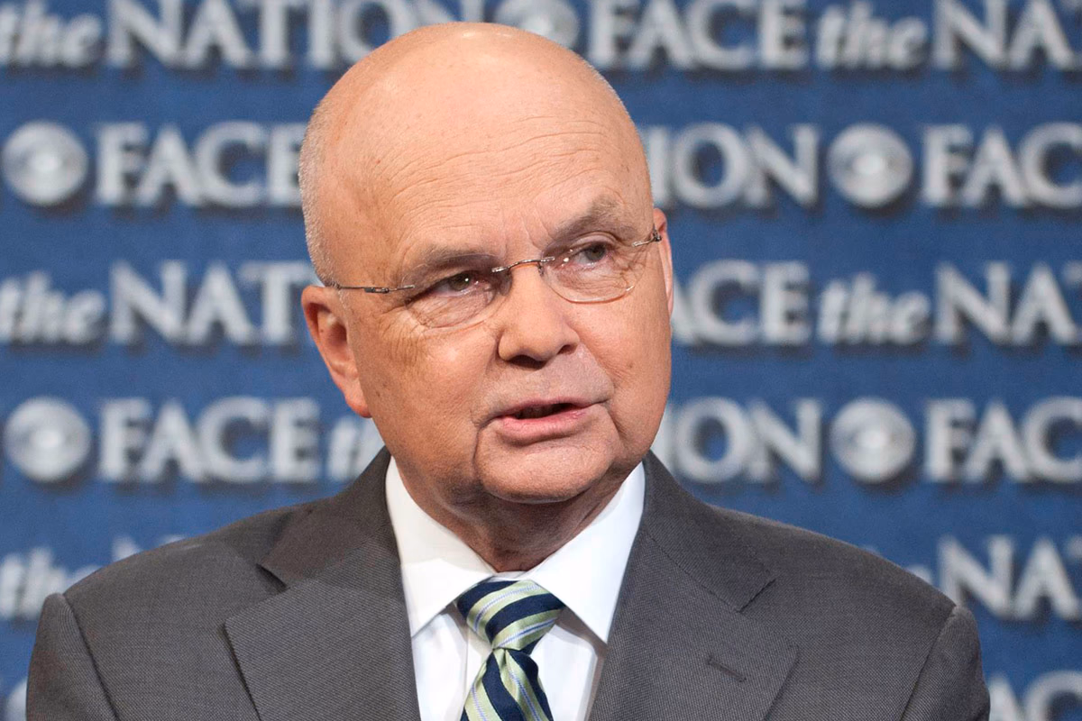 Maiklas Heidenas (Michael Hayden).