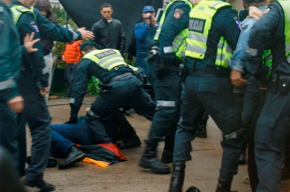 Kadras iš mergaitės išlaisvinimo operacijos, kuriai sėkmingai vadovavo tuometinis generalinis policijos komisaras Saulius Skvernelis, 2012 m. gegužės 17 d. Garliavoje.