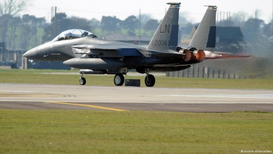 JAV dislokavo naikintuvus F-15 Nyderlanduose ir Islandijoje