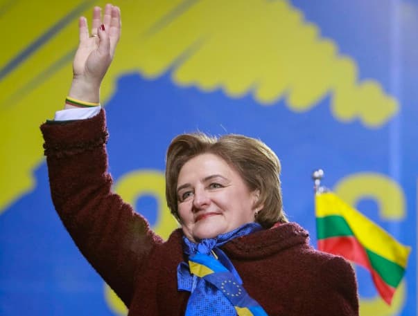 Seimo pirmininkė Maidane L. Graužinienė 2013 m. lapkritį drąsino Ukrainos tautą eiti demokratijos ir klestėjimo keliu. Nuotr. www.invissin.ru