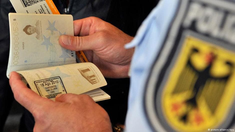 Daugiau nei pusė vokiečių pasisako prieš bevizį režimą Turkijai