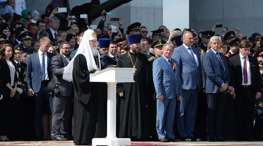 Patriarchas Kirilas paskelbė pasaulinį šventąjį karą terorizmui
