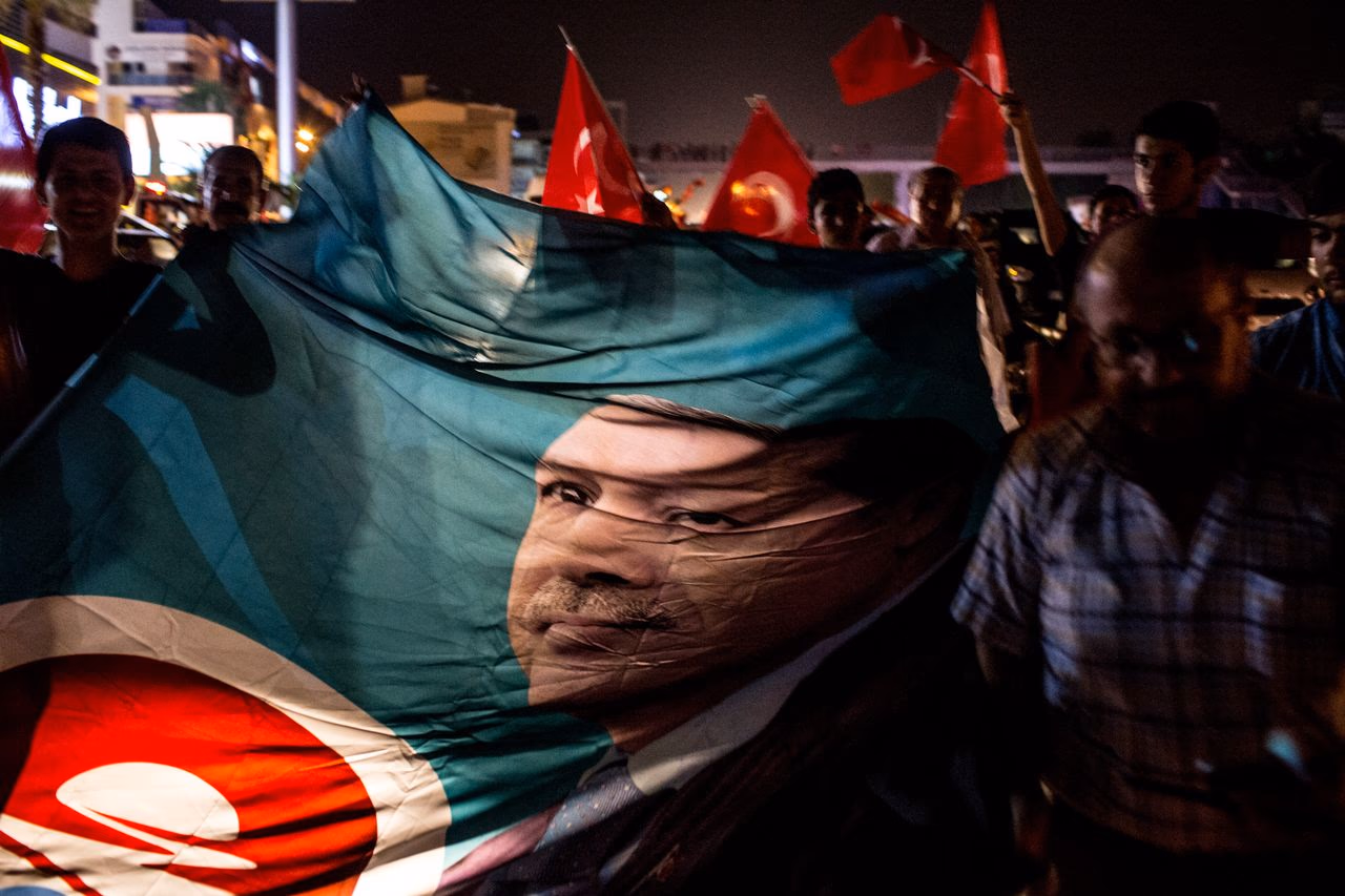 Ir Rusija, ir JAV, ir Lietuva džiaugiasi demokratijos pergale Turkijoje