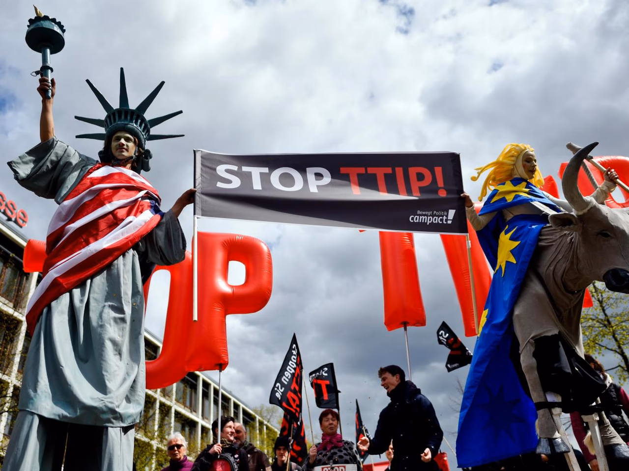Vokietijos vicekancleris: derybose dėl TTIP sutarties JAV pralaimi