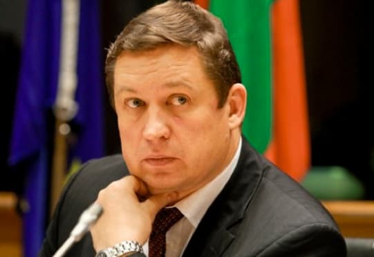 R. Karoblis.