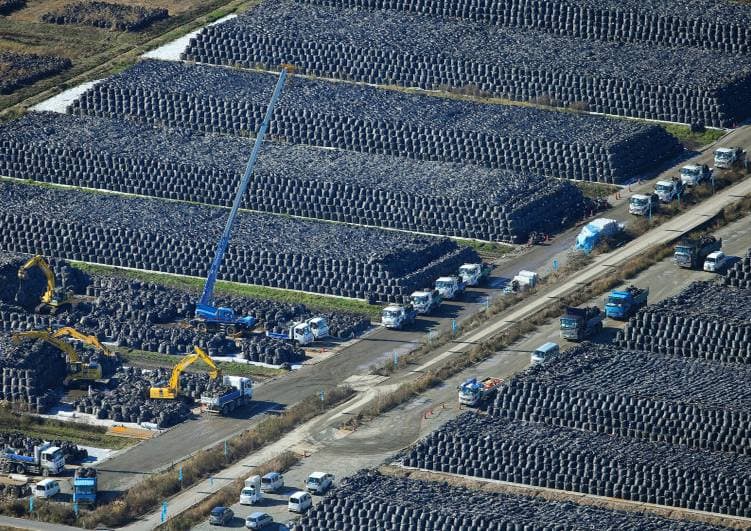 Versija: japonai ketina atsikratyti Fukušimoje sukauptomis toksinėmis medžiagomis