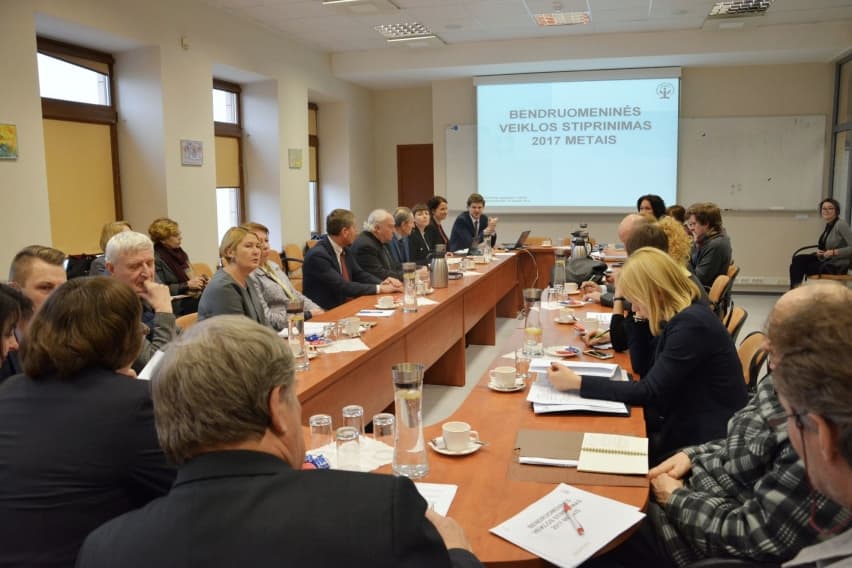 Ministras L. Kukuraitis: bendruomenės privalo būti stiprinamos