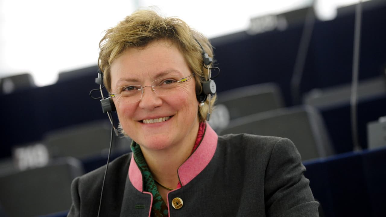 Monika Hohlmėjer: „Turime sustabdyti nusikaltėlius prieš jų juodus darbelius, o ne gailėtis, kad vėl įvyko išpuolis.“