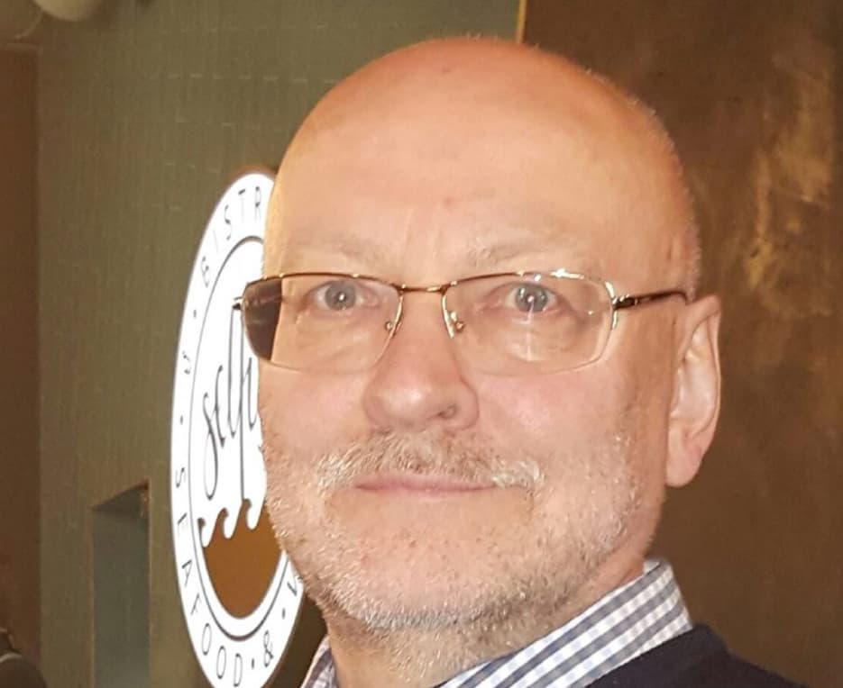 Komentuodamas sekso skandalą analitikas R. Valatka susipainiojo, bet vėliau pasitaisė