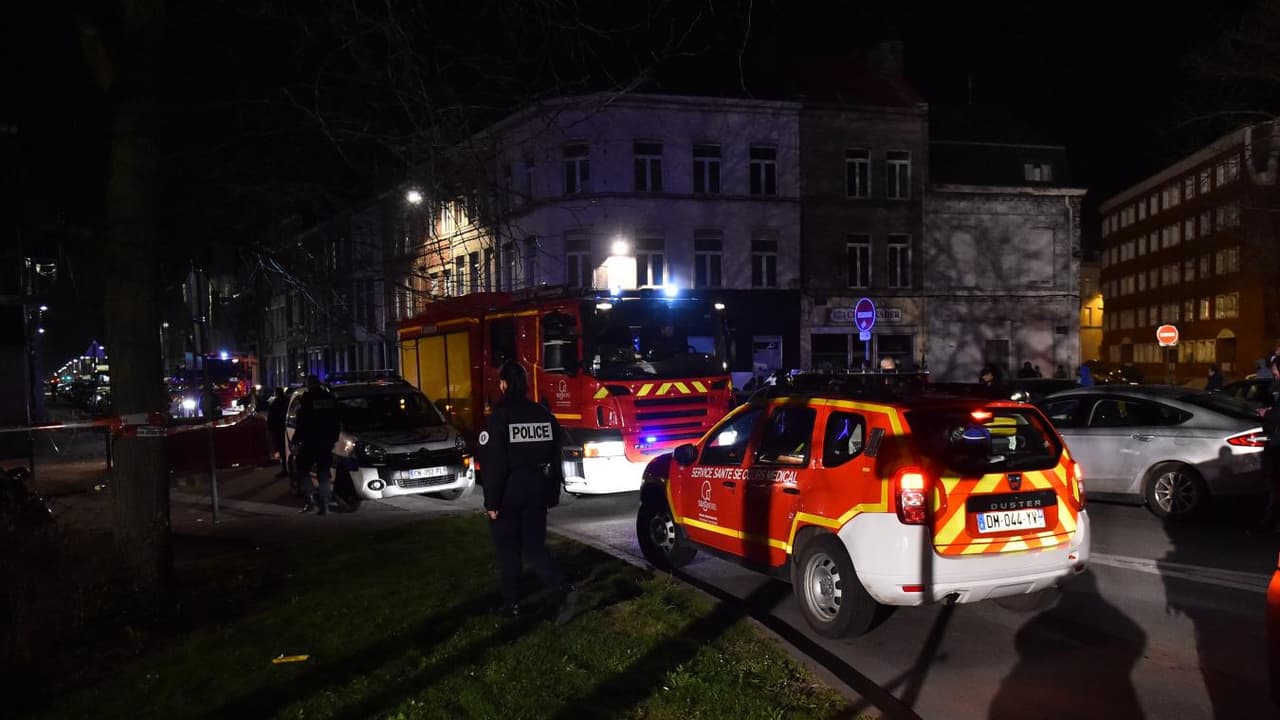 Teroras Prancūzijoje: Lilio miesto metro šaulys sužeidė mažiausiai tris žmones
