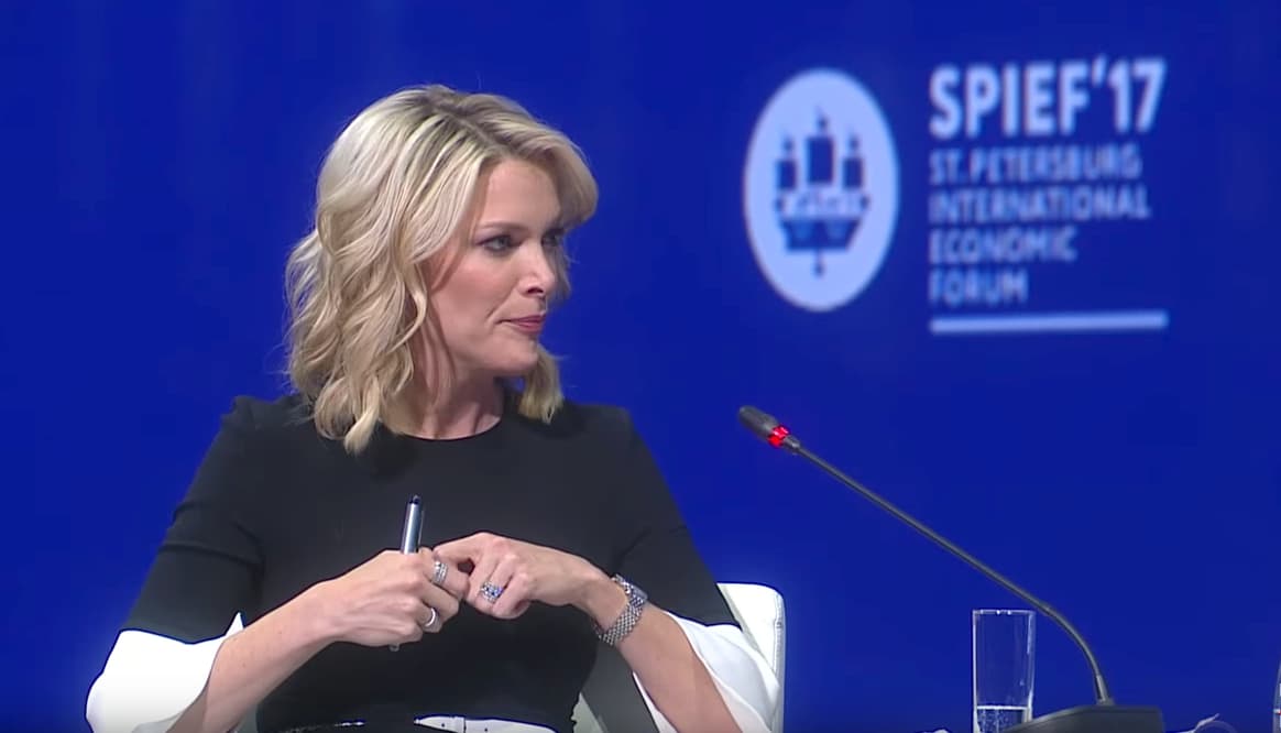 Renginio vedėja amerikiečių televizijos žurnalistė Megyn Kelly.