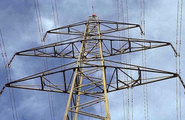 Elektros kainos Baltijos šalyse paaugo dešimtadaliu, Lietuvoje – sumažėjo paklausa