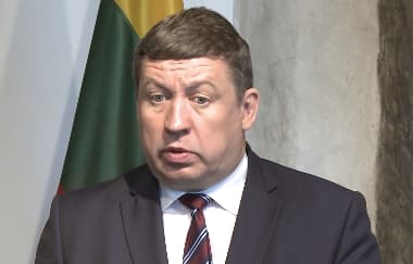 R. Karoblis.