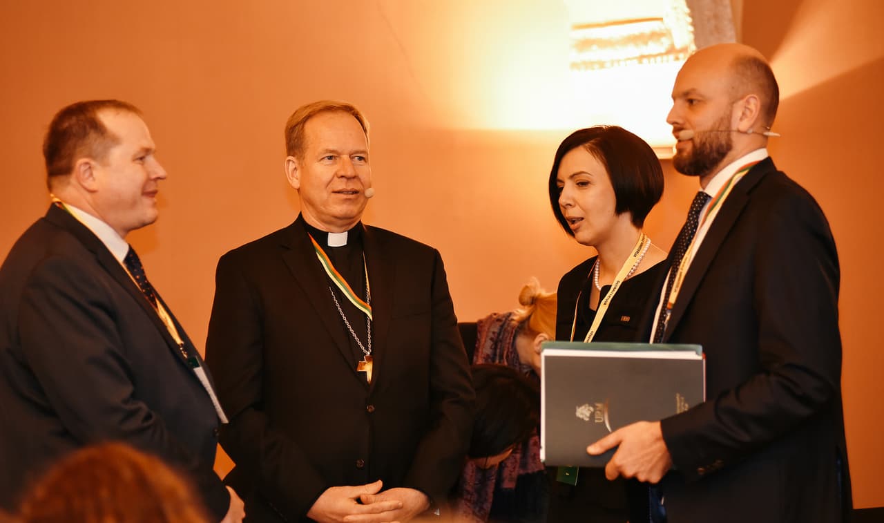 Šventės akimirka. Nuotr. urm.lt
