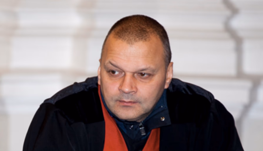 Prokuroras R. Savickas.