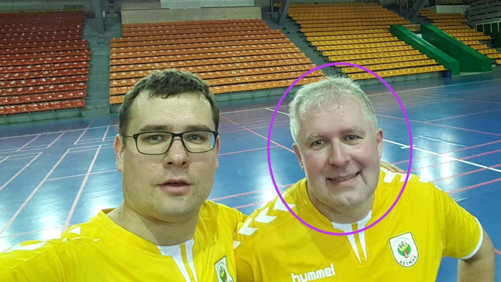 Anušauskinių KGB sąrašų skelbėjas konservatorius A. Anušauskas (galvutė violetiniame apskritime).