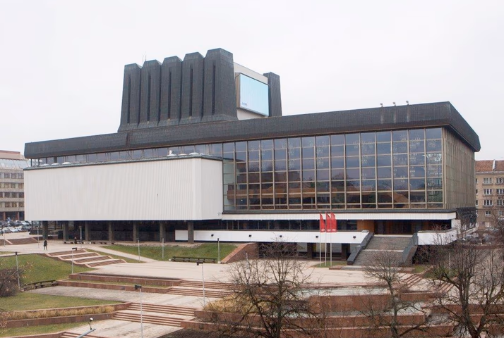Siekiant nepažeisti įstatymų, susipažinti su nutraukto ikiteisminio tyrimo medžiaga dėl LNOBT neleidžiama
