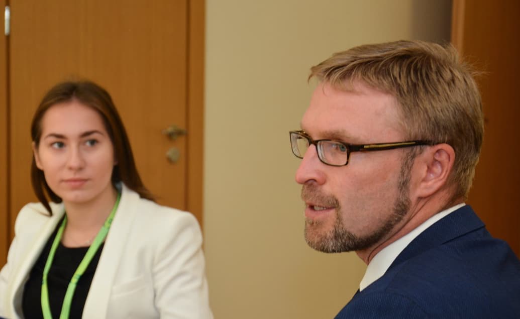 Ministras L. Kukuraitis (dešinėje). Nuotr. socmin.lt