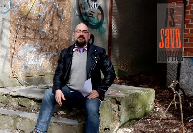 101 trispalvis arbatinukas arba „valdiško“ šventimo nykumas