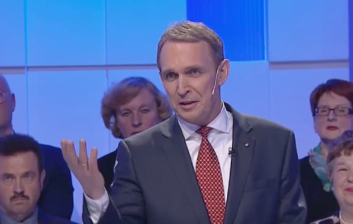 Kandidatas į LR Prezidentus Arvydas Juozaitis išėjo iš LRTDELFI studijoje vykusių debatų nesulaukęs pabaigos