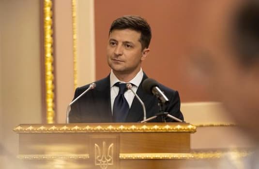 Naujasis Ukrainos prezidentas Volodymyras Zelenskis parodė, kad nebijo Rusijos. Facebook nuotr.
