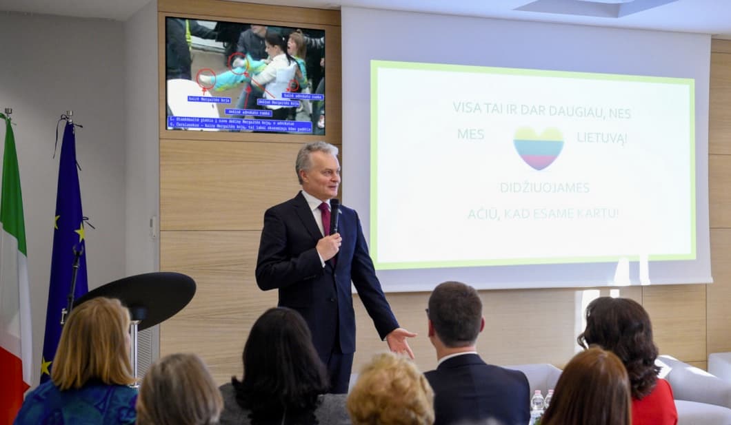 Tikimasi, kad po pabendravimo su popiežiumi sielomis, G. Nausėda atsakys į paprastą N. Sadūnaitės klausimą
