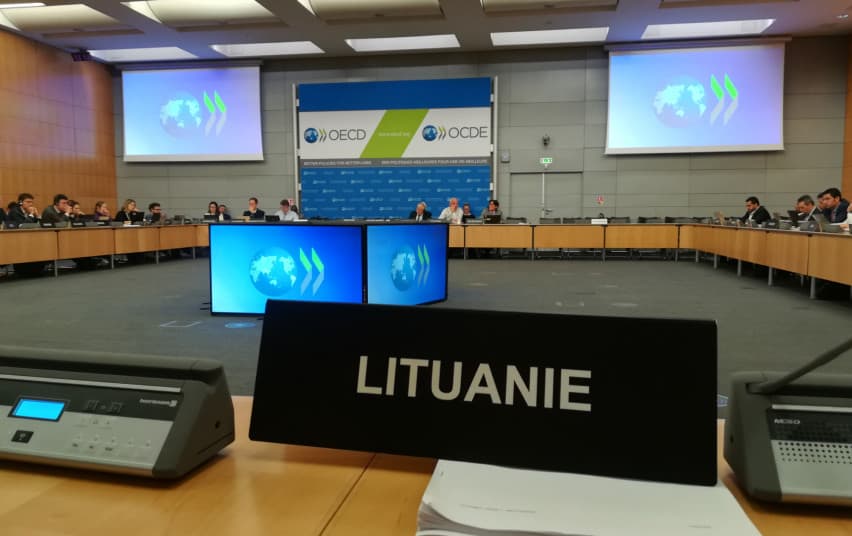 Lietuvos pastangos kovoti su korupcija gavo aukštą tarptautinį įvertinimą
