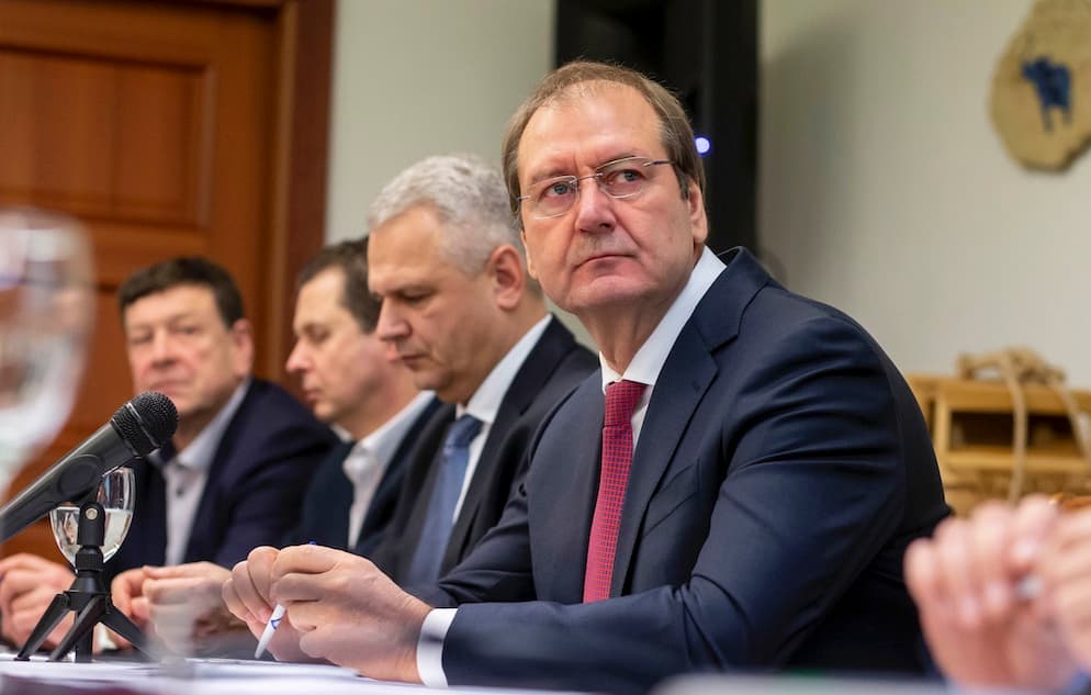 V. Uspaskich siūlymas nušauti tris zuikius gali tapti Lietuvos proveržiu iššūkių laikmečiu