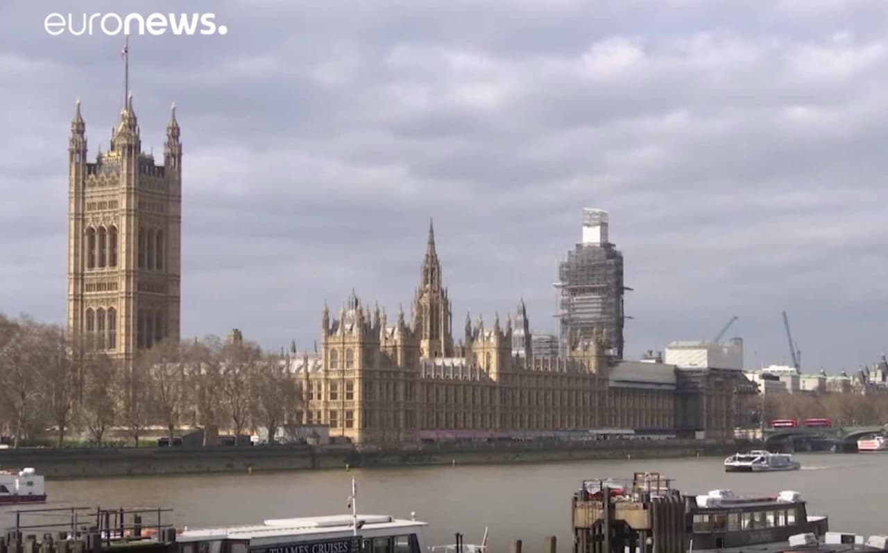 Londonas Briuseliui pateikė ultimatumą