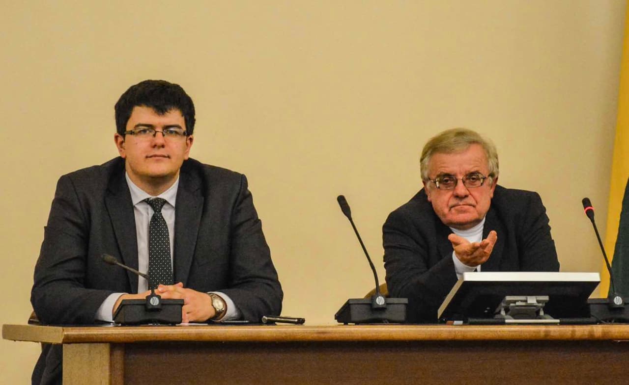 V. Radžvilas (dešinėje). Nuotr. facebook.com
