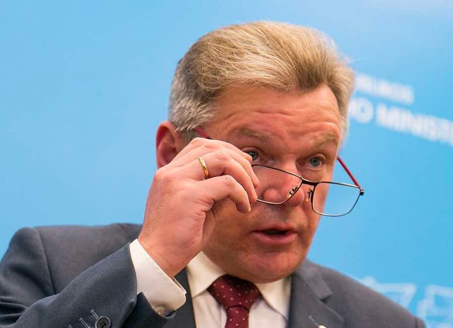 Susisiekimo ministras: mūsų piliečiai nenori ar negali pasinaudoti galimybe, kuri buvo sunkiai sumodeliuota