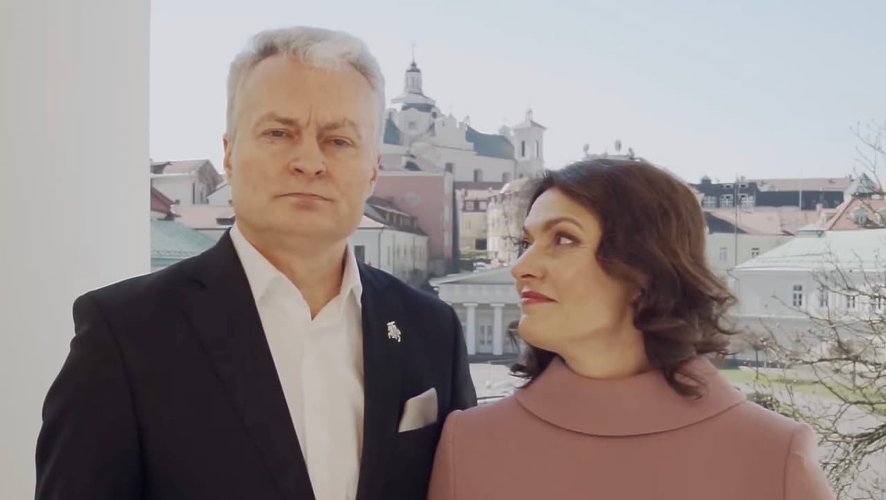 Šalies vadovas paragino piliečius iš savo namų išguiti baimės ir neapykantos virusą