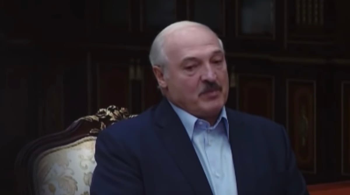 A. Lukašenkos komentarai dėl Baltarusijoje sulaikytų samdinių iš Rusijos. Pridedama ir kita nuomonė apie tai