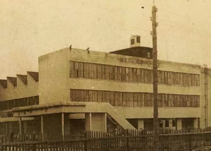 Bendrabučiai – „naujų žmonių“ fabrikai, arba sugrįžtanti istorija
