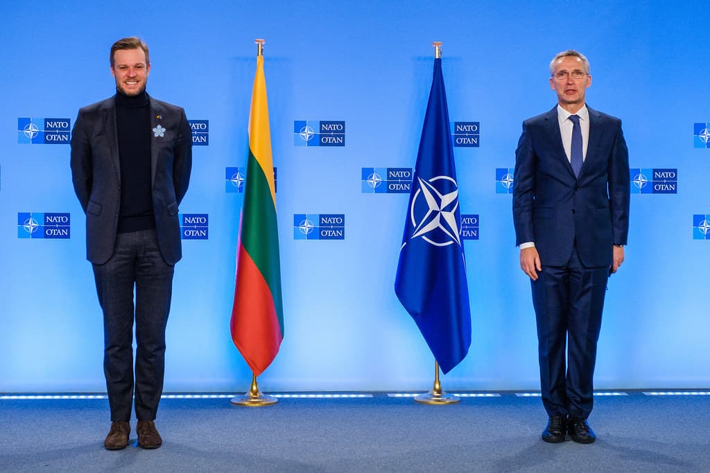 Lietuvos diplomatijos vadovas ir NATO generalinis sekretorius.