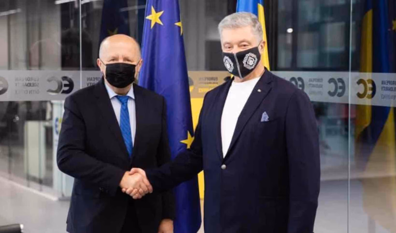 A. Kubilius (kairėje). Nuotr. facebook.com