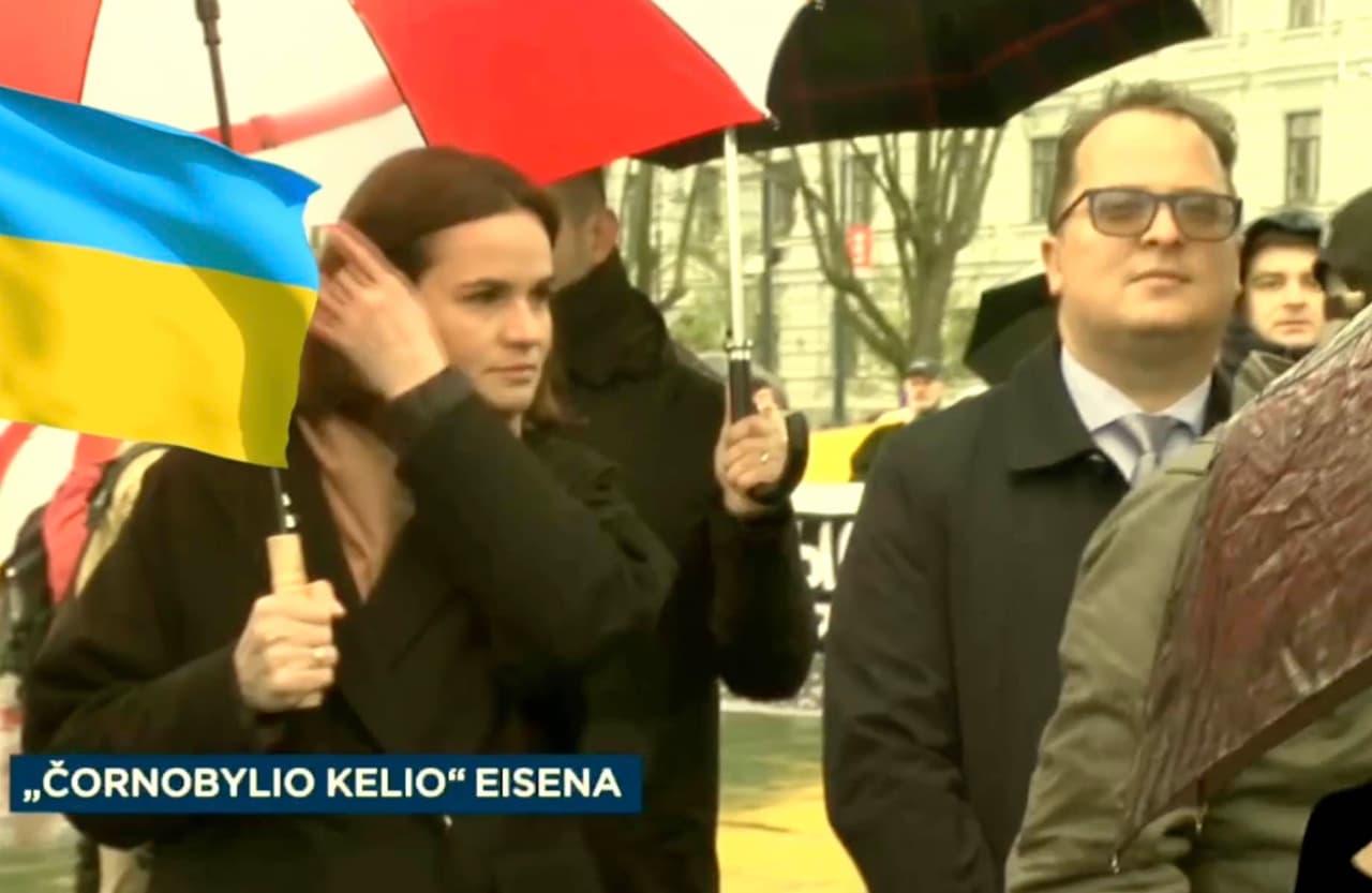 Baltarusijos prezidentė Svetlana Tichanovskaja dalyvavo „Černobylio kelio“ eisenoje Vilniuje