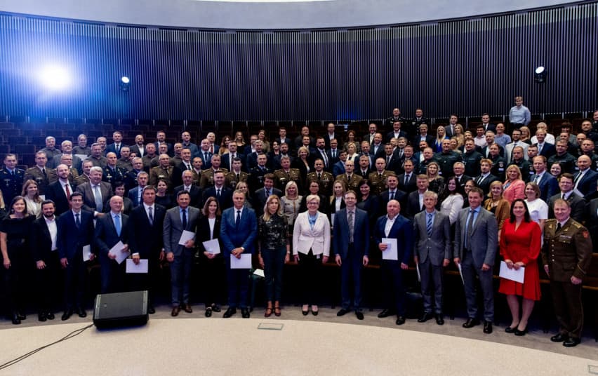 Šimonytė padėkojo ir tiems, kurie laiku dingo iš miesto ir tiems, kurie kėlė Ukrainos vėliavą, kai reikėjo