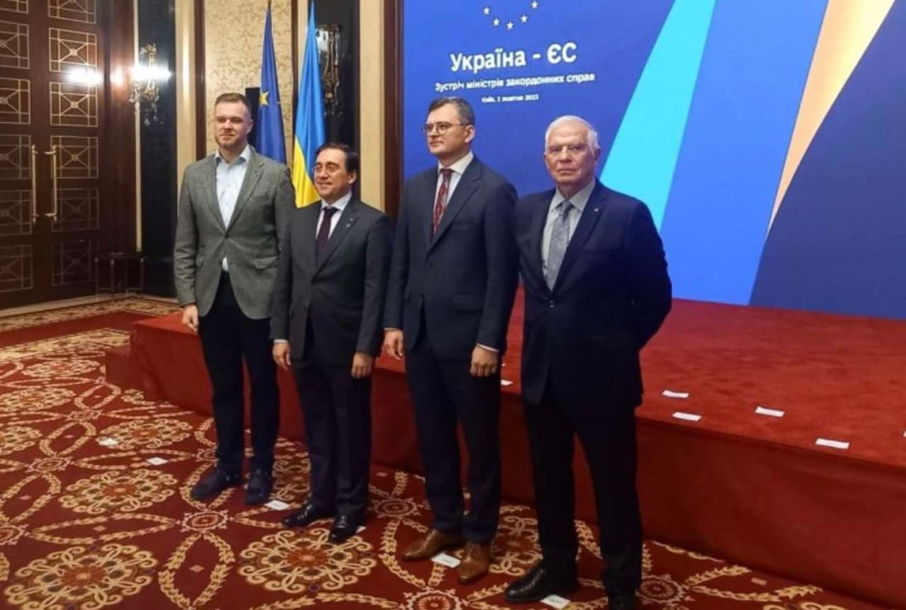 Landsbergis Ukrainoje informavo, kaip viską stebi autoritariniai režimai