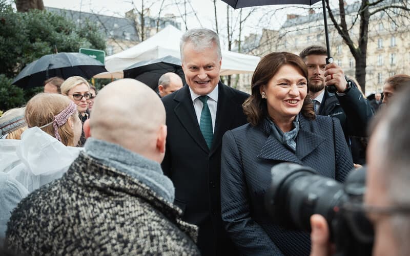 Nausėda Paris: bendras mūsų tikslas – gynybos pramonės stiprinimas ir Ukrainos pergalė