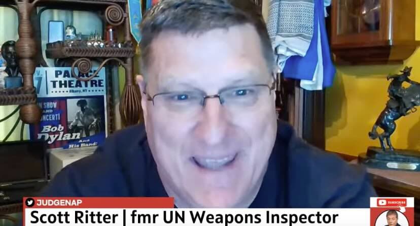 Scott'as Ritter'is apie paso atėmimą ir kelionės į Rusiją sužlugdymą